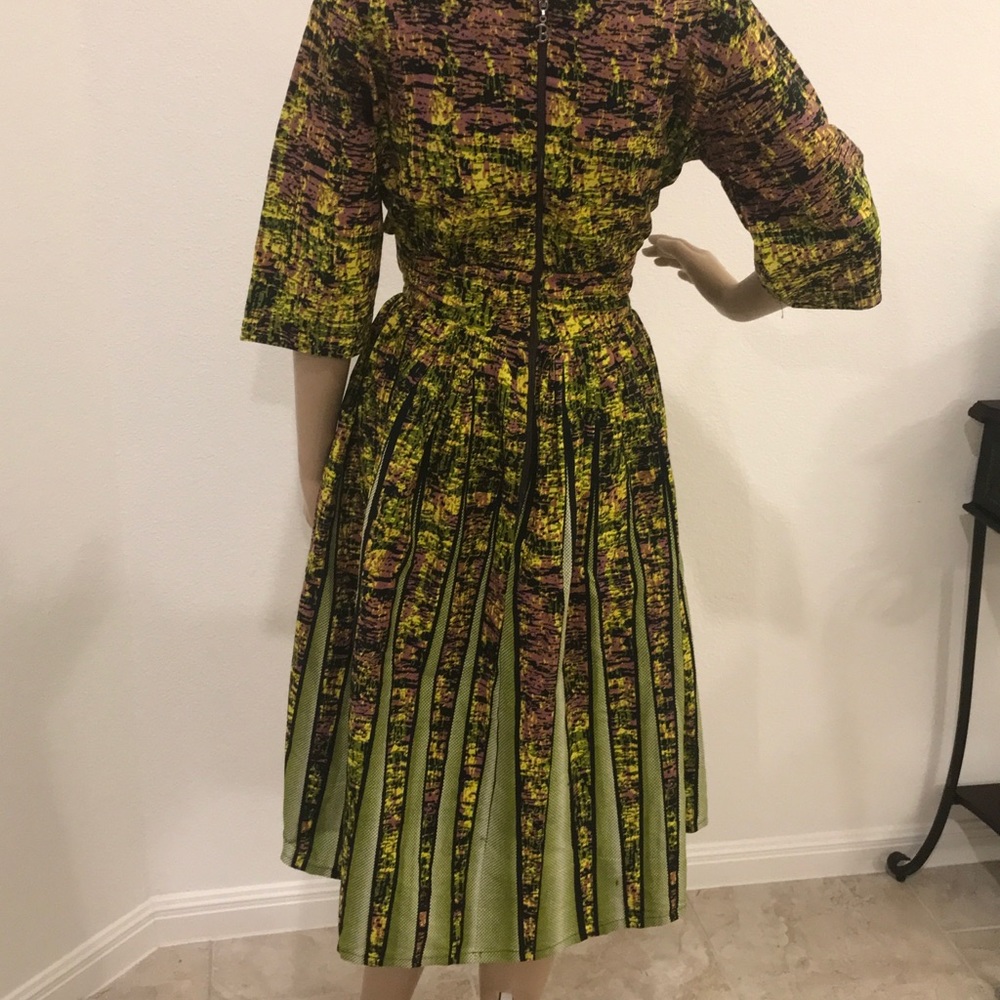 African Print Dress - Picture 3 of 8